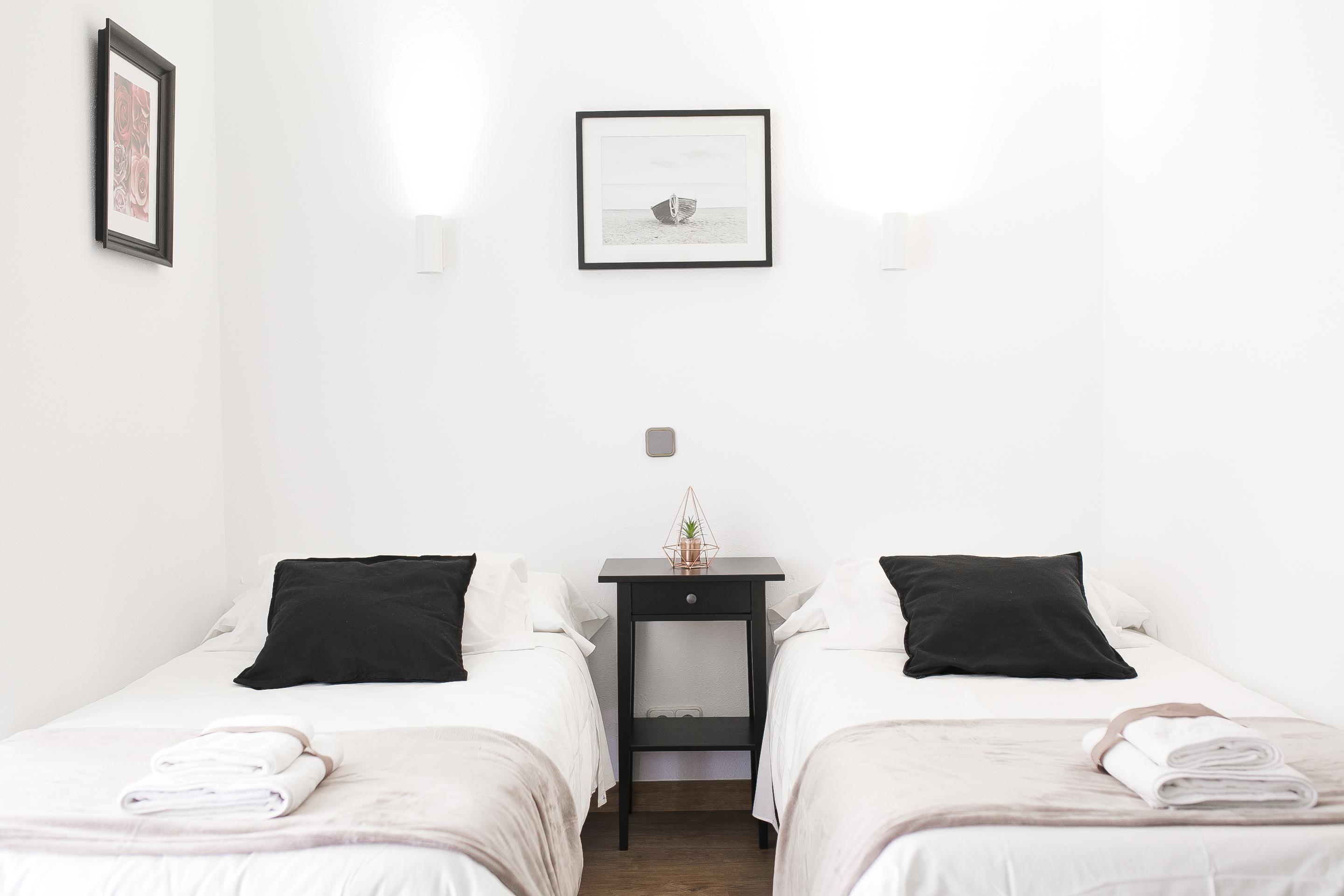 Ch La Banezana Hotel Madrid Ngoại thất bức ảnh