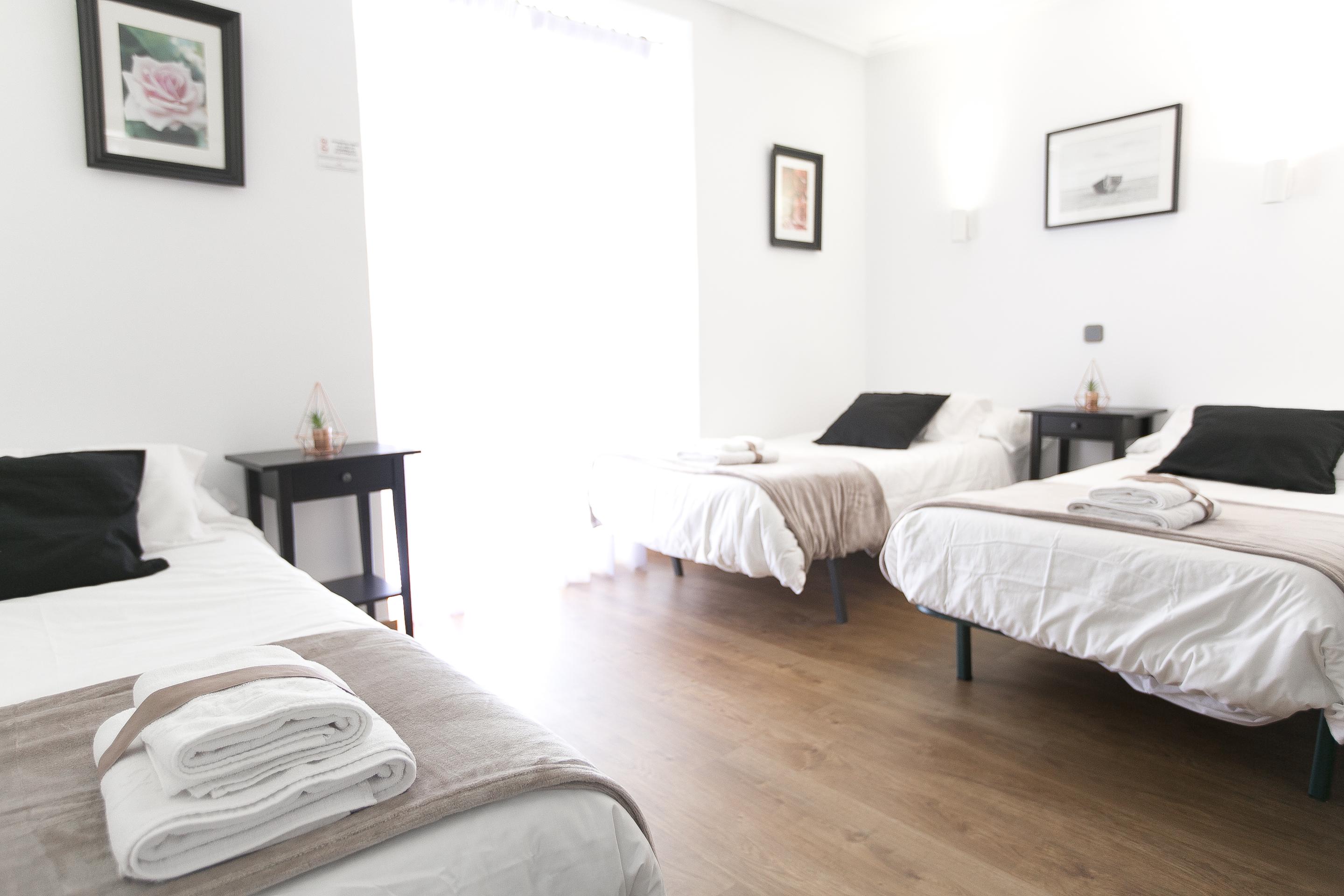 Ch La Banezana Hotel Madrid Ngoại thất bức ảnh