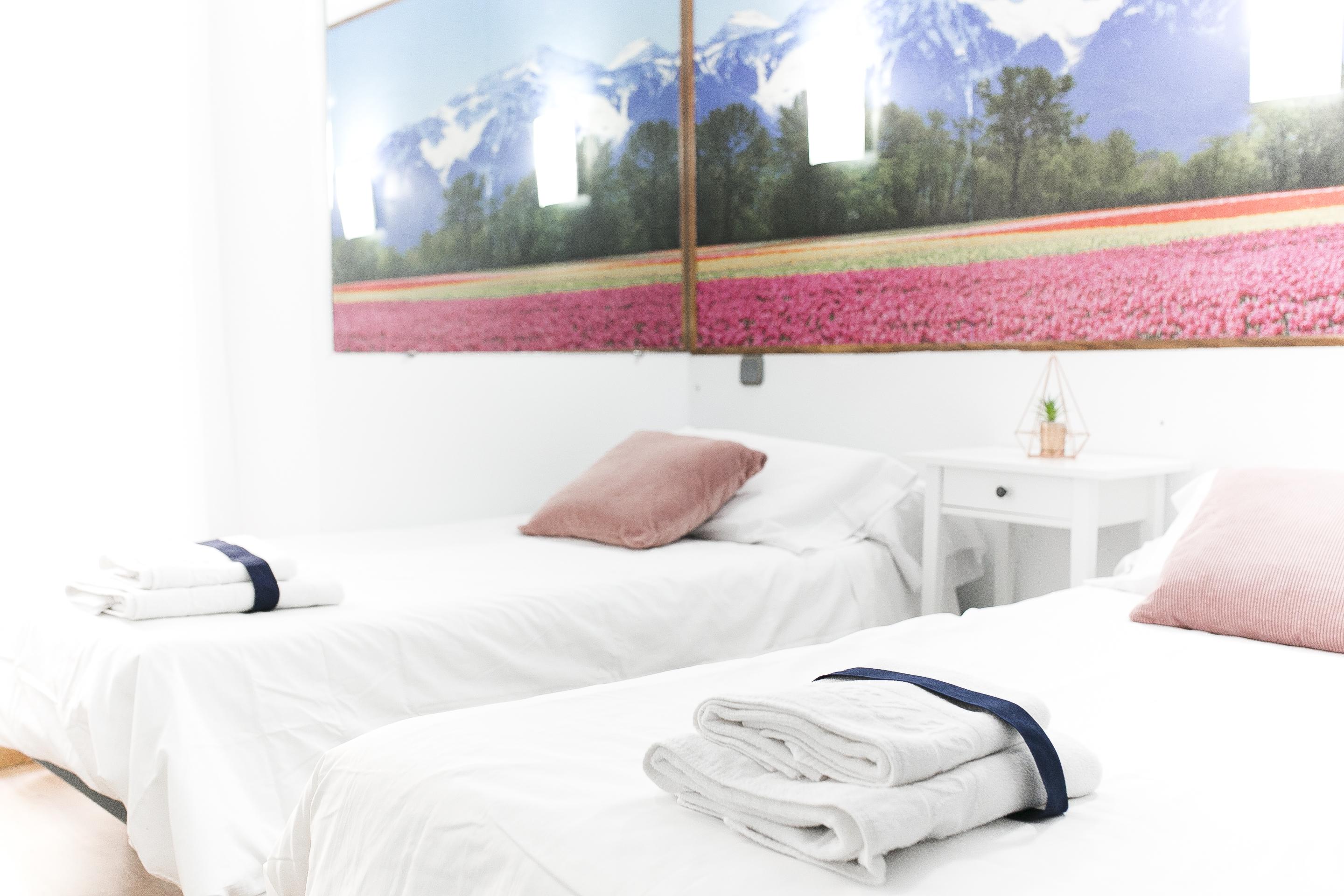 Ch La Banezana Hotel Madrid Ngoại thất bức ảnh